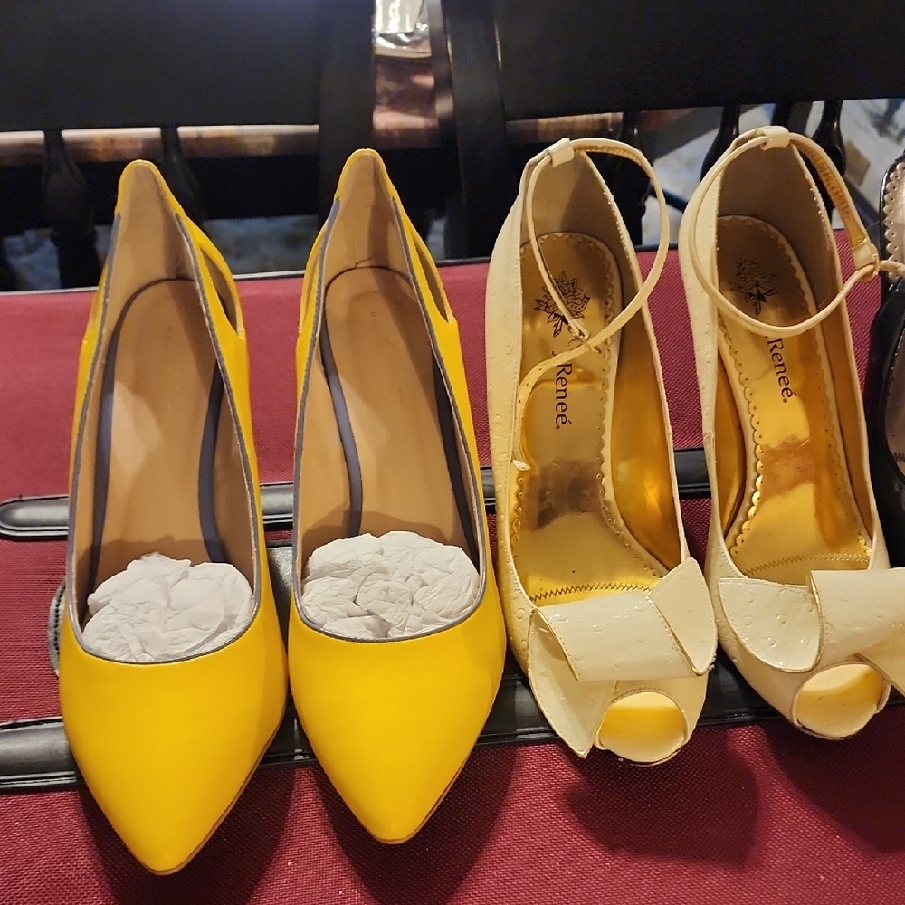 Vibrant Yellow Classic Heels for Formal Occasions